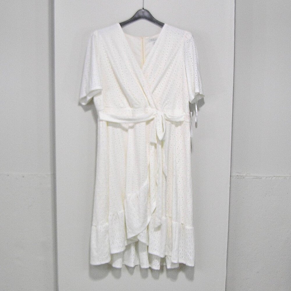 NWT White Eyelet Dress Faux Wrap Size 20W - Picture 3 of 15